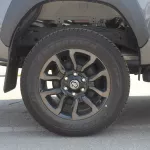 Toyota Hilux ADVENTURE 4.0L PETROL 4WD 2023 GREY - Thumbnail 25