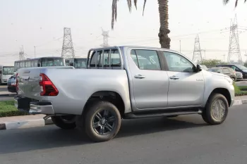 TOYOTA HILUX 2.4L DIESEL 4WD DOUBLE CAB HIGH - AUTO