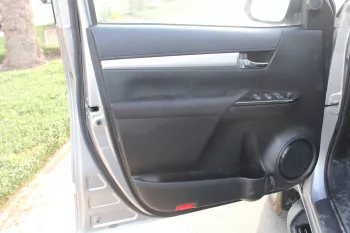 TOYOTA HILUX 2.4L DIESEL 4WD DOUBLE CAB HIGH - AUTO