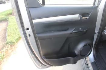 TOYOTA HILUX 2.4L DIESEL 4WD DOUBLE CAB HIGH - AUTO