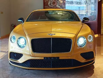 Bentley Continental GT 4.0L Petrol v8 awd 2016 Golden
