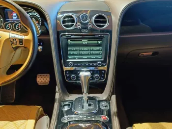 Bentley Continental GT 4.0L Petrol v8 awd 2016 Golden