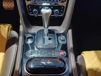 Bentley Continental GT 4.0L Petrol v8 awd 2016 Golden