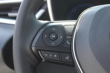 TOYOTA COROLLA LEVIN LUXURY 1.8L HYBRID FWD 2023