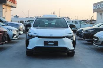 Toyota BZ4X Full Electric AWD 2023 White