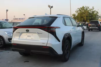 Toyota BZ4X Full Electric AWD 2023 White