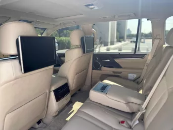 Lexus LX 570 V8 GCC Specs 2017 Model Year Black Color