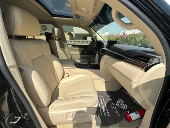 Lexus LX 570 V8 GCC Specs 2017 Model Year Black Color
