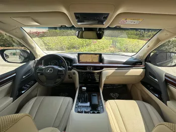 Lexus LX 570 V8 GCC Specs 2017 Model Year Black Color