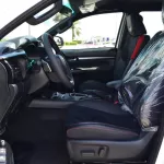 2023 TOYOTA HILUX DOUBLE CAB 2.8L DIESEL 4WD AUTOMATIC - Thumbnail 5
