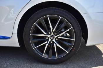 2024 TOYOTA CAMRY GLE HYBRID 2.5L E-CVT