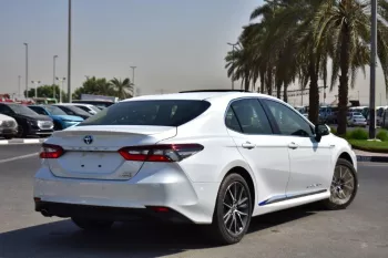 2024 TOYOTA CAMRY GLE HYBRID 2.5L E-CVT