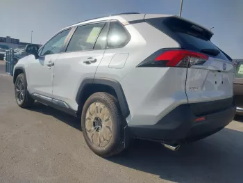 Toyota RAV4 2.5L Petrol AWD 2023 White
