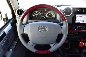 2023 TOYOTA LAND CRUISER 79 DOUBLE CAB PICKUP LIMITED V8 4.5L TURBO DIESEL 4WD MANUAL TRANSMISSION
