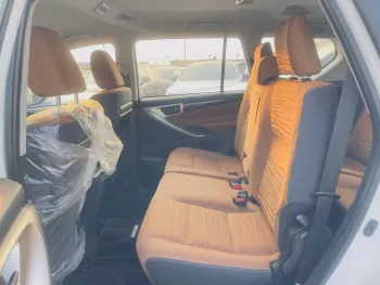Toyota Innova 2.7L PETROL A/T 7 SEATS WHITE