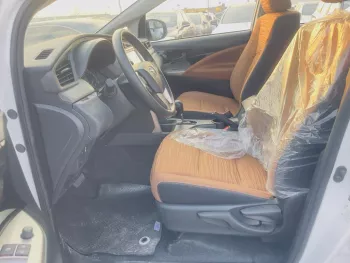 Toyota Innova 2.7L PETROL A/T 7 SEATS WHITE