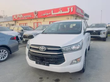 Toyota Innova 2.7L PETROL A/T 7 SEATS WHITE