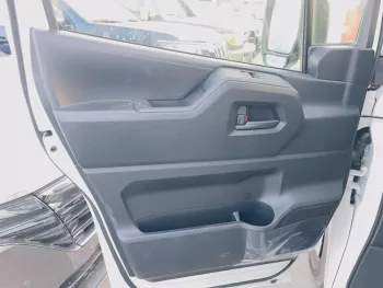 Toyota Hiace 3.5L BASIC 2023 MT V6 WHITE COLOR