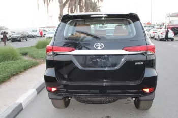 LHD - TOYOTA FORTUNER 2.7L PETROL  4WD E AUTO 2023