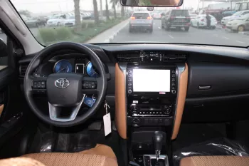 LHD - TOYOTA FORTUNER 2.7L PETROL  4WD E AUTO 2023