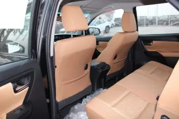 LHD - TOYOTA FORTUNER 2.7L PETROL  4WD E AUTO 2023