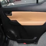 LHD - TOYOTA FORTUNER 2.7L PETROL  4WD E AUTO 2023 - Thumbnail 15