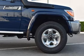 2022 TOYOTA LAND CRUISER 79 PICKUP LX V8 4.5L TURBO DIESEL MT - LIMITED