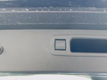 Toyota Highlander 2.5L Limited Hybrid 2023 Model Year