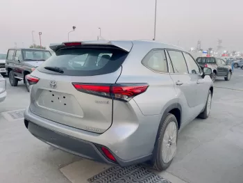 Toyota Highlander 2.5L Limited Hybrid 2023 Model Year