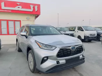 Toyota Highlander 2.5L Limited Hybrid 2023 Model Year