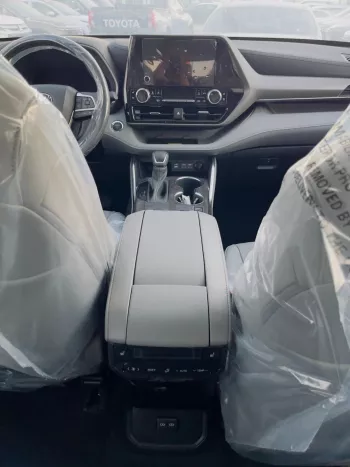 Toyota Highlander 2.5L Limited Hybrid 2023 Model Year