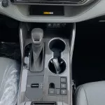 Toyota Highlander 2.5L Limited Hybrid 2023 Model Year - Thumbnail 21