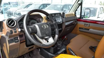 Toyota Land Cruiser PICKUP SINGLE CAP 4.0L PETROL 4WD 2023 RED