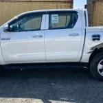 Toyota Hilux 2.4L Diesel A/T 4WD 2023 Model White Color - Thumbnail 5