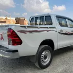 Toyota Hilux Diesel 2.4L M/T 4WD 2023 Model White Color - Thumbnail 6