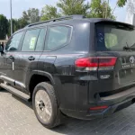 Toyota Land Cruiser GX.R 3.3L DIESEL A/T 4WD 2023 Model Black Color - Thumbnail 4
