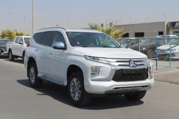 Mitsubishi Montero Sport 2.4L Diesel 4WD 2023 White