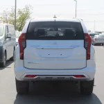 Mitsubishi Montero Sport 2.4L Diesel 4WD 2023 White - Thumbnail 4