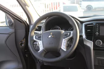 MITSUBISHI L200 SPORTERO 2.4 DIESEL 4WD MODEL YEAR 2023 BLACK