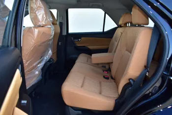 TOYOTA FORTUNER  SR5 2.7L PETROL 4WD 7 SEAT 2023 MODEL YEAR
