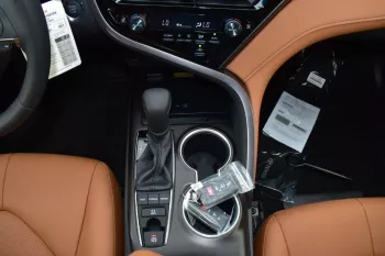 2024 TOYOTA CAMRY GRANDE V6 3.5L AT