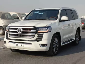 Toyota Land Cruiser VXR Full Option Petrol 5.7L V8 4WD 2014 White Color