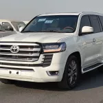 Toyota Land Cruiser VXR Full Option Petrol 5.7L V8 4WD 2014 White Color - Thumbnail 1