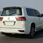 Toyota Land Cruiser VXR Full Option Petrol 5.7L V8 4WD 2014 White Color - Thumbnail 4