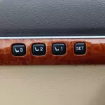 Toyota Land Cruiser VXR Full Option Petrol 5.7L V8 4WD 2014 White Color - Thumbnail 15