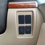 Toyota Land Cruiser VXR Full Option Petrol 5.7L V8 4WD 2014 White Color - Thumbnail 18