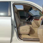 Toyota Land Cruiser VXR Full Option Petrol 5.7L V8 4WD 2014 White Color - Thumbnail 24