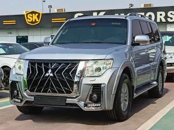 Mitsubishi Pajero GLS SUNROOF FULL OPTION 3.5L V6 4WD PETROL SILVER 2014