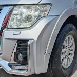 Mitsubishi Pajero GLS SUNROOF FULL OPTION 3.5L V6 4WD PETROL SILVER 2014 - Thumbnail 27