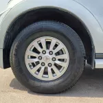 Mitsubishi Pajero GLS SUNROOF FULL OPTION 3.5L V6 4WD PETROL SILVER 2014 - Thumbnail 28